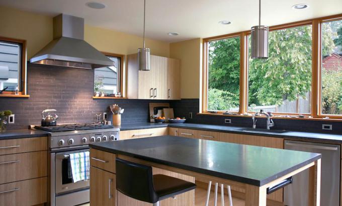 Black Stone Backplash in Kitchen